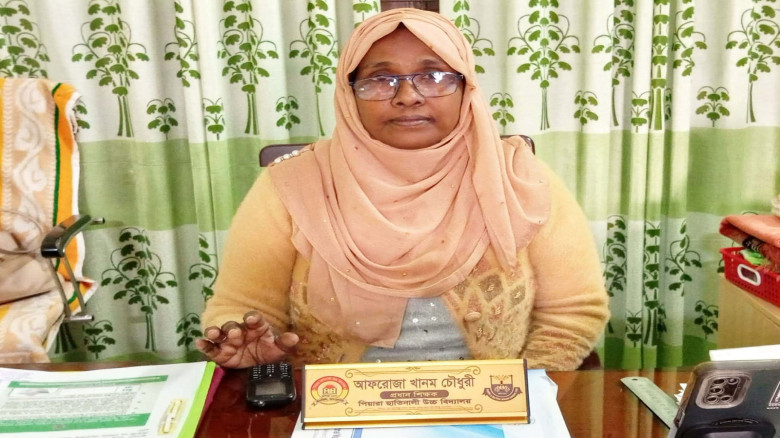 জয়পুরহাট জেলার শ্রেষ্ঠ শিক্ষক হলেন পিয়ারা ছাতিনালী উচ্চ বিদ্যালের প্রধান শিক্ষক।...
