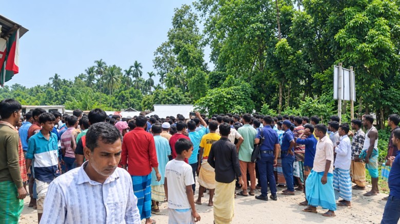 সার চাওয়া কি আমাগরে অপরাধ?মামলার পর আতঙ্কে ভূরুঙ্গামারীর কৃষ