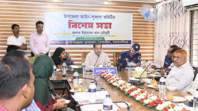 আইনশৃঙ্খলা রক্ষায় পুলিশকে সহযোগিতার পাশাপাশি সাধারণ জনগণকেও 