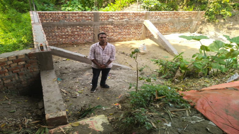 সরিষাবাড়ীতে রাস্তা নির্মাণ নিয়ে ছাত্রদল নেতার বিরুদ্ধে মারধর