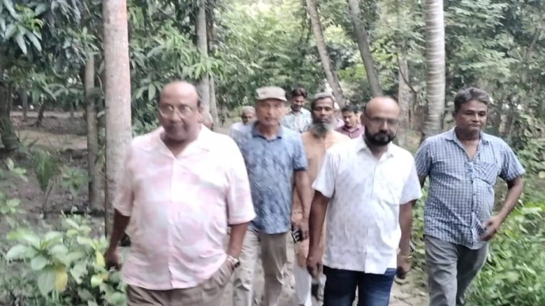 কালিয়া পৌর এলাকায় উন্নয়নমূলক কাজ করতে বি,এন,পি নেতাদের পরিদ