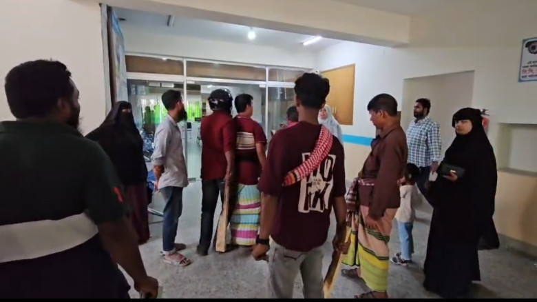 সাভারে হাসপাতালে অপারেশনের পর শিশুর মৃত্যু, স্বজনদের ব্যাপক 