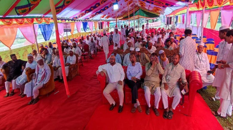 চৌদ্দগ্রামে বর্ণাঢ্য আয়োজনে চিওড়া আছগরিয়া ফাযিল মাদরাসার ৭০ 